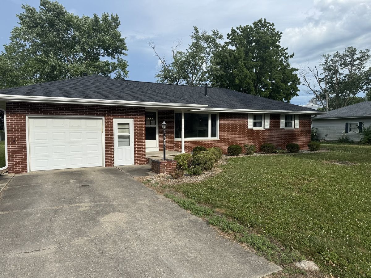  Sold Atwood Illinois, 208 Wisconsin
