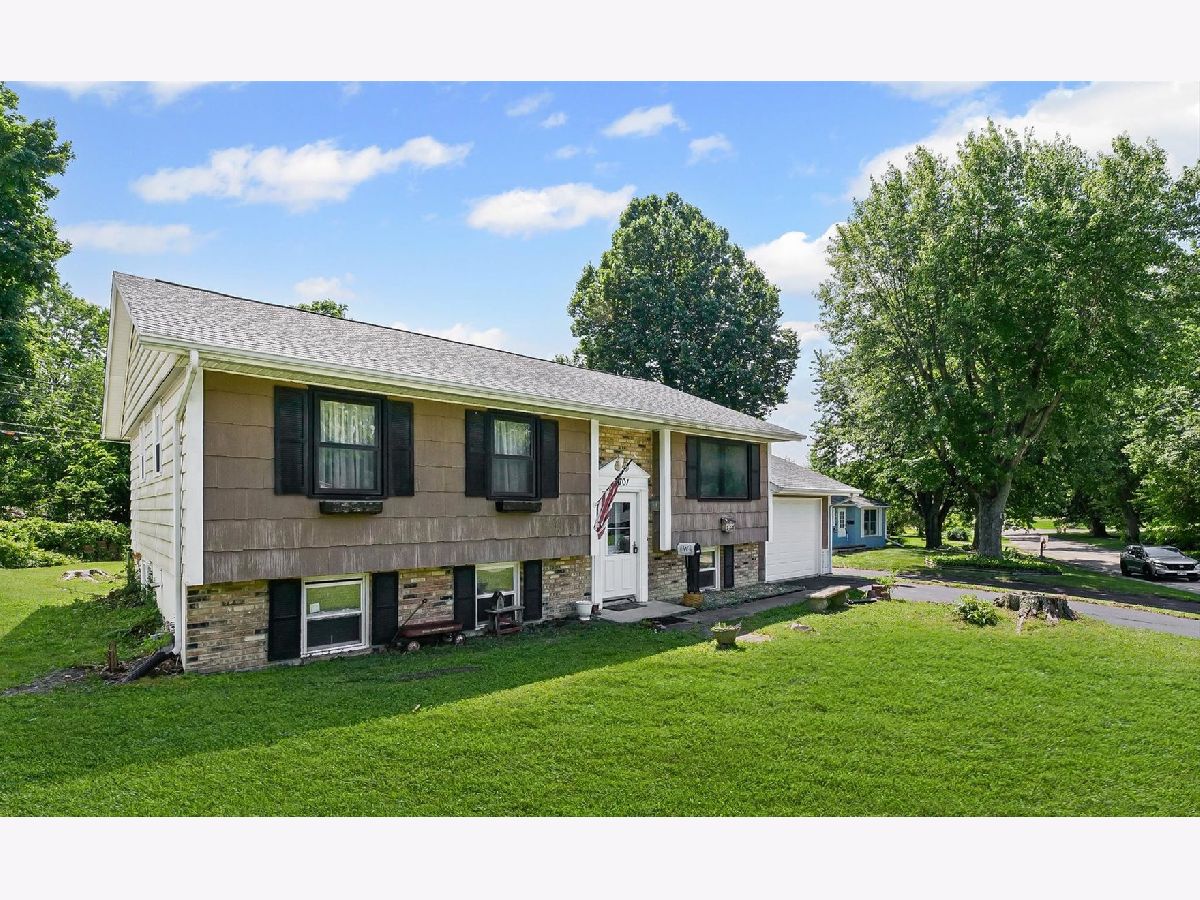  Sold Danville Illinois, 2701 East