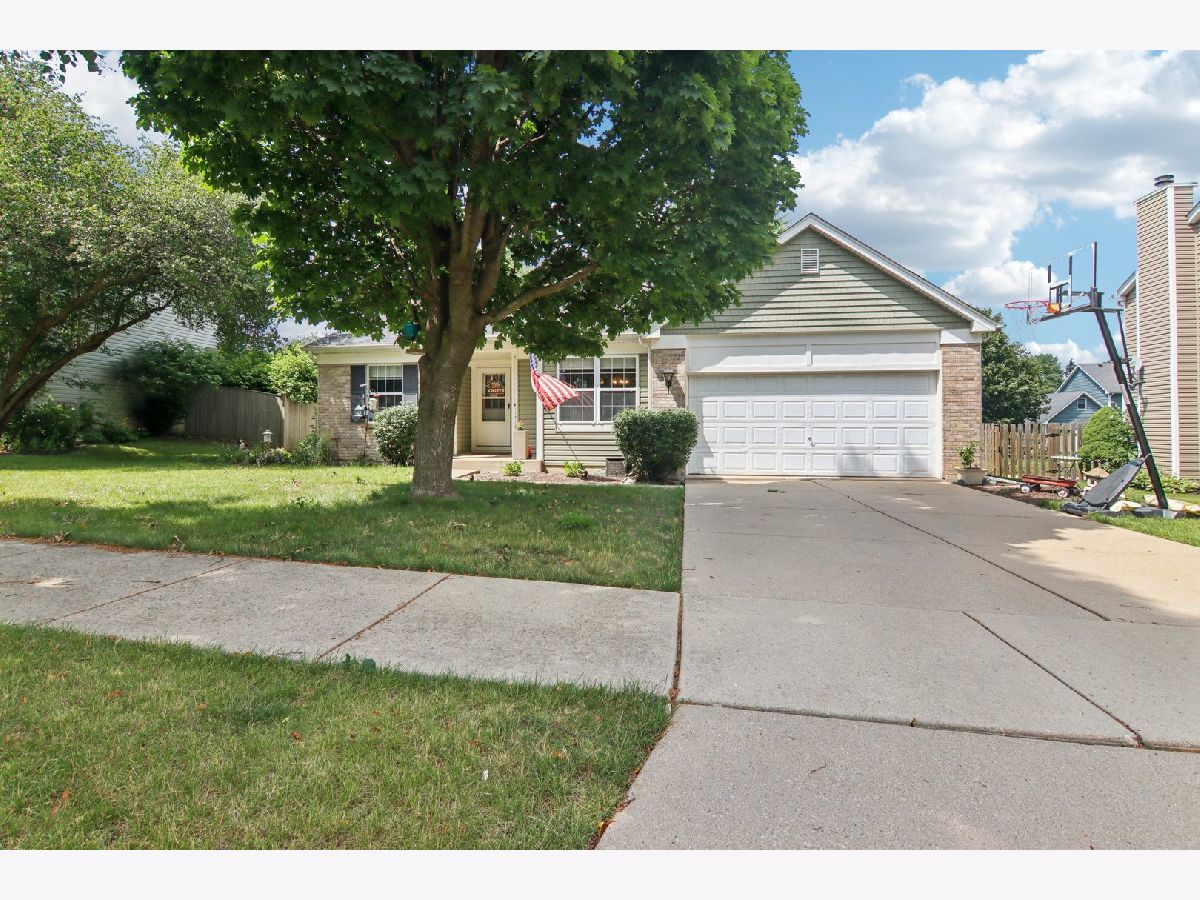 Sold Sugar Grove Illinois, 84 Arbor