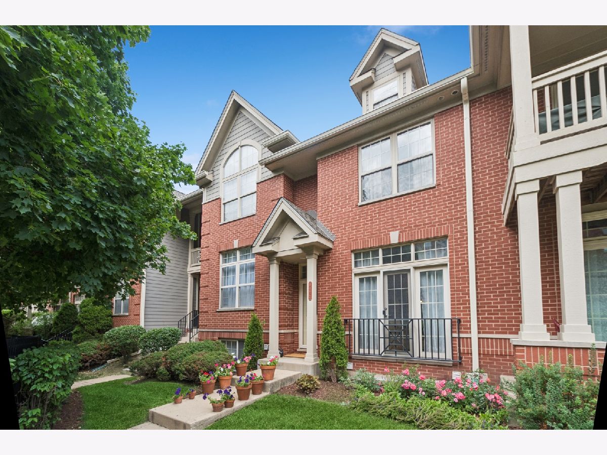 Condominiums Sold The Woodlands Morton Grove Illinois, 8457 Callie