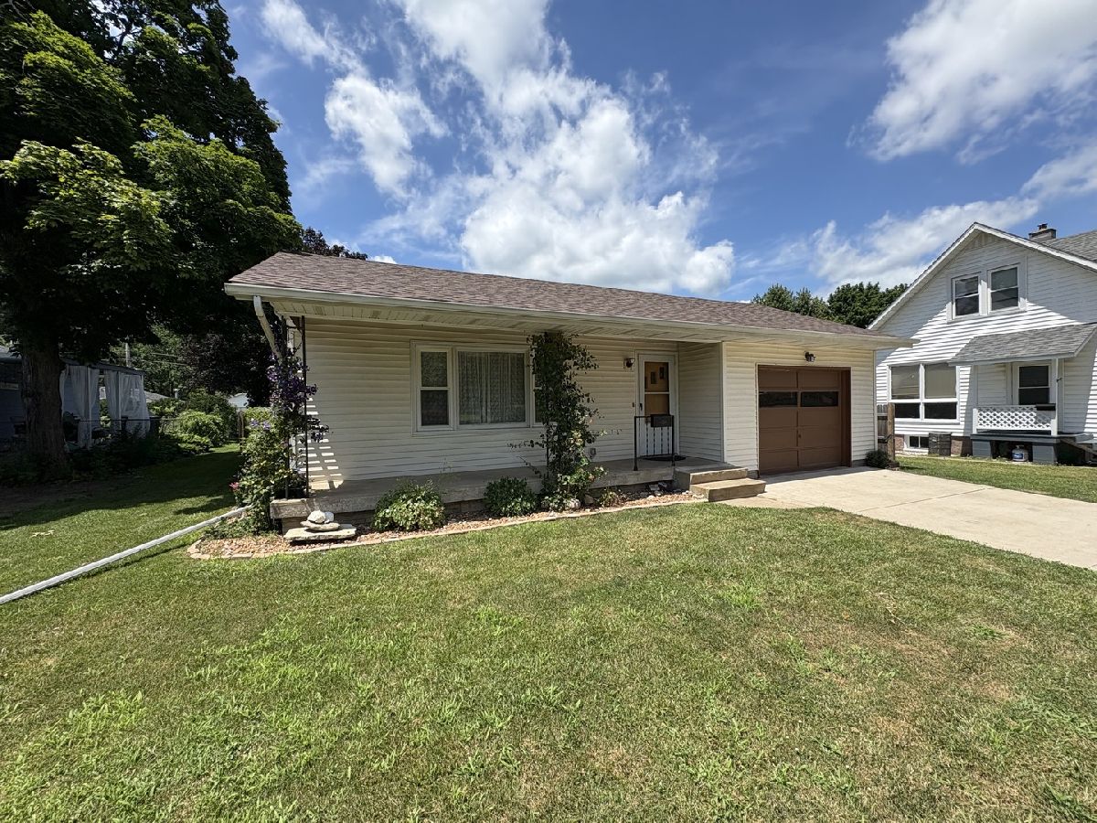  Sold Princeton Illinois, 126 Randolph
