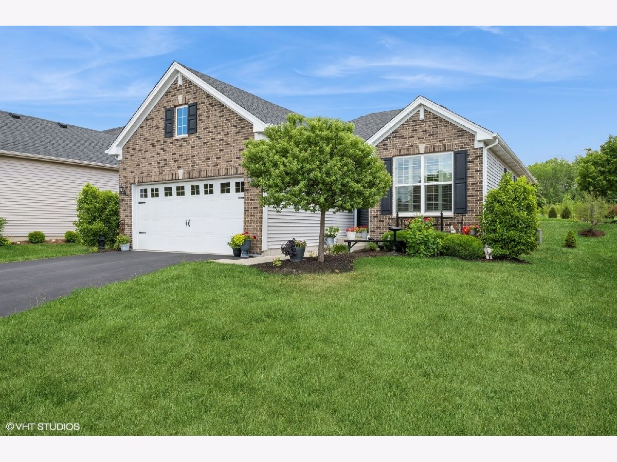 Homes & Condos & Townhomes Sold Andare At Glenloch Algonquin Illinois, 321 Mahogany