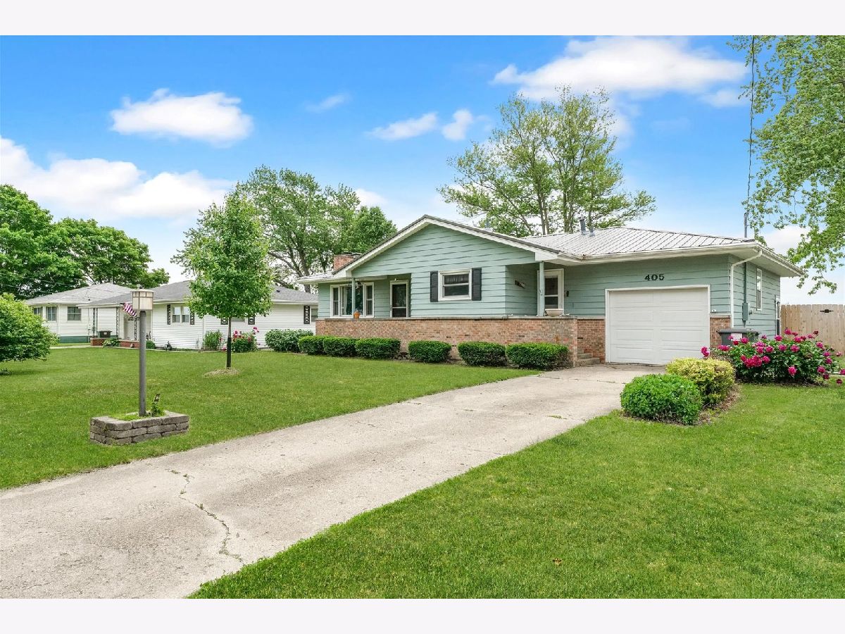  For Sale Pesotum Illinois, 405 Madison Street