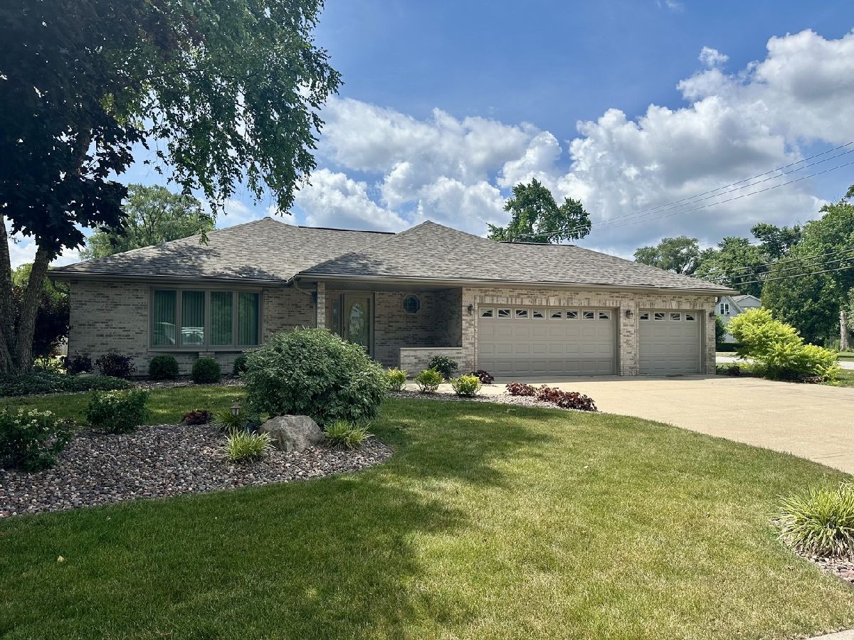  Sold Crestwood Illinois, 4949 141st