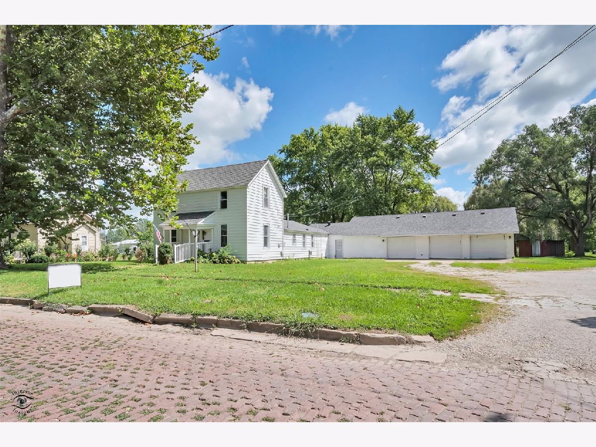  Sold Onarga Illinois, 325 Evergreen