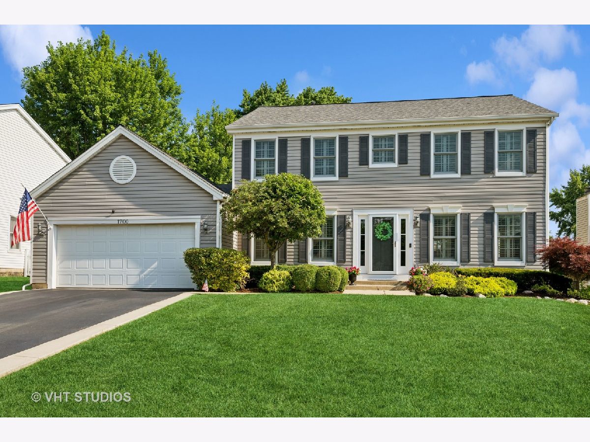  Sold Schaumburg Illinois, 1700 Green River