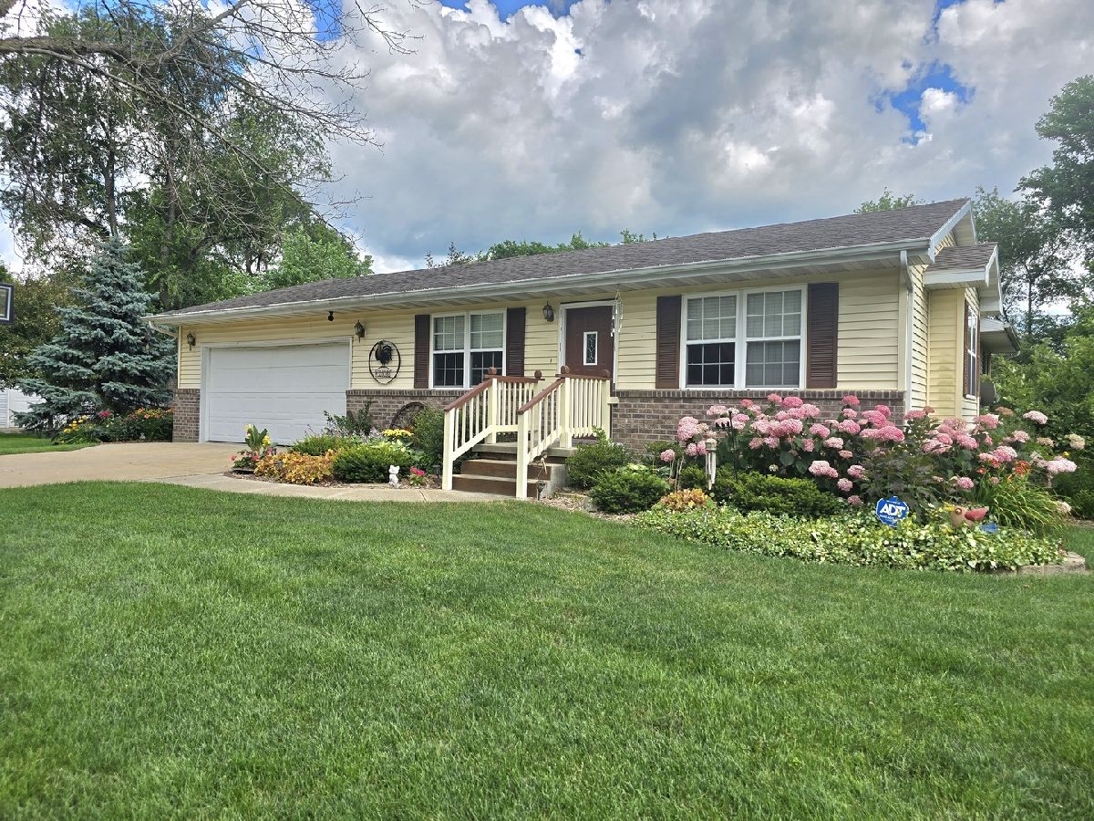  Sold Watseka Illinois, 207 Wilson