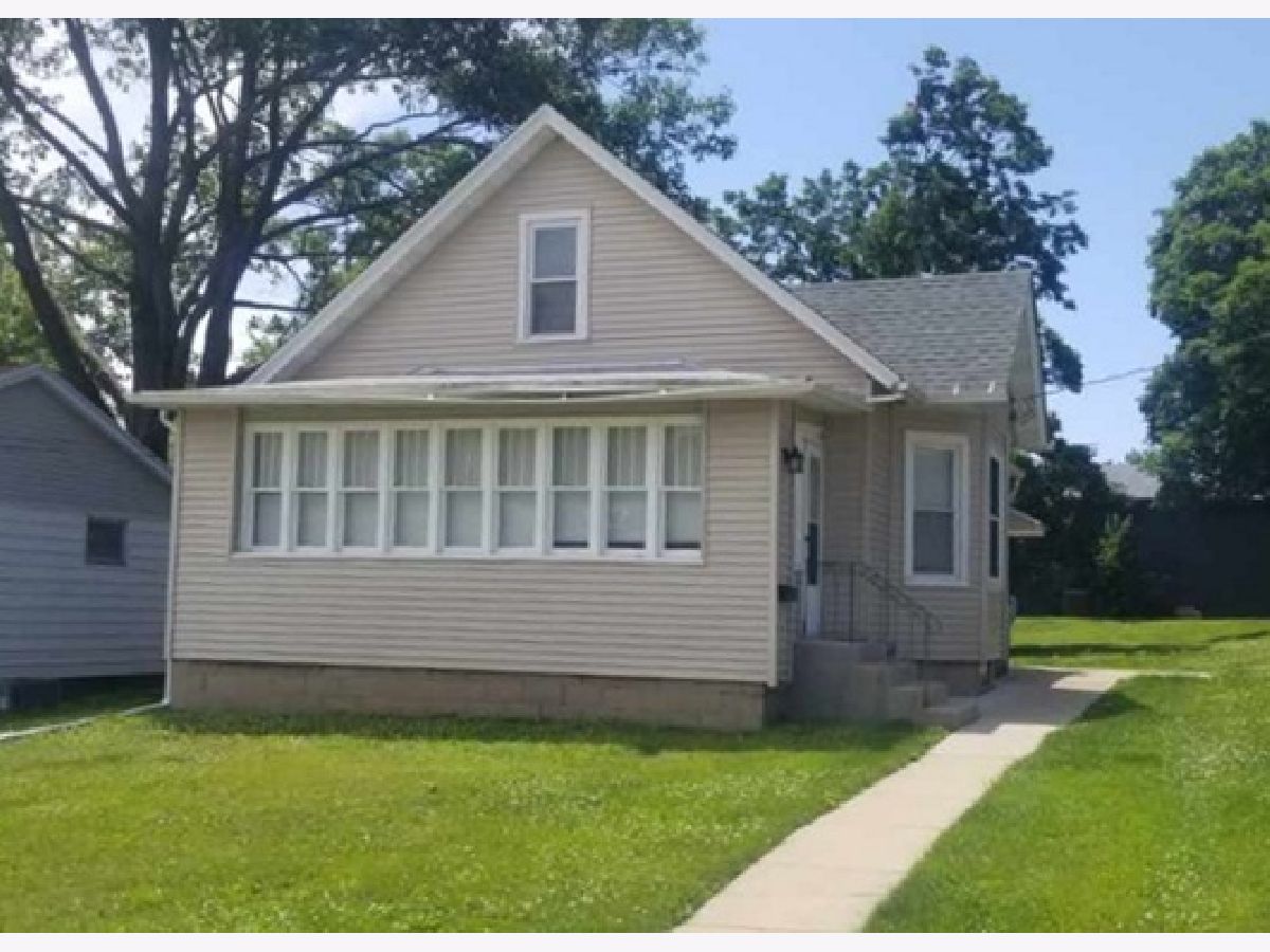  Rented Peru Illinois, 1022 Monks