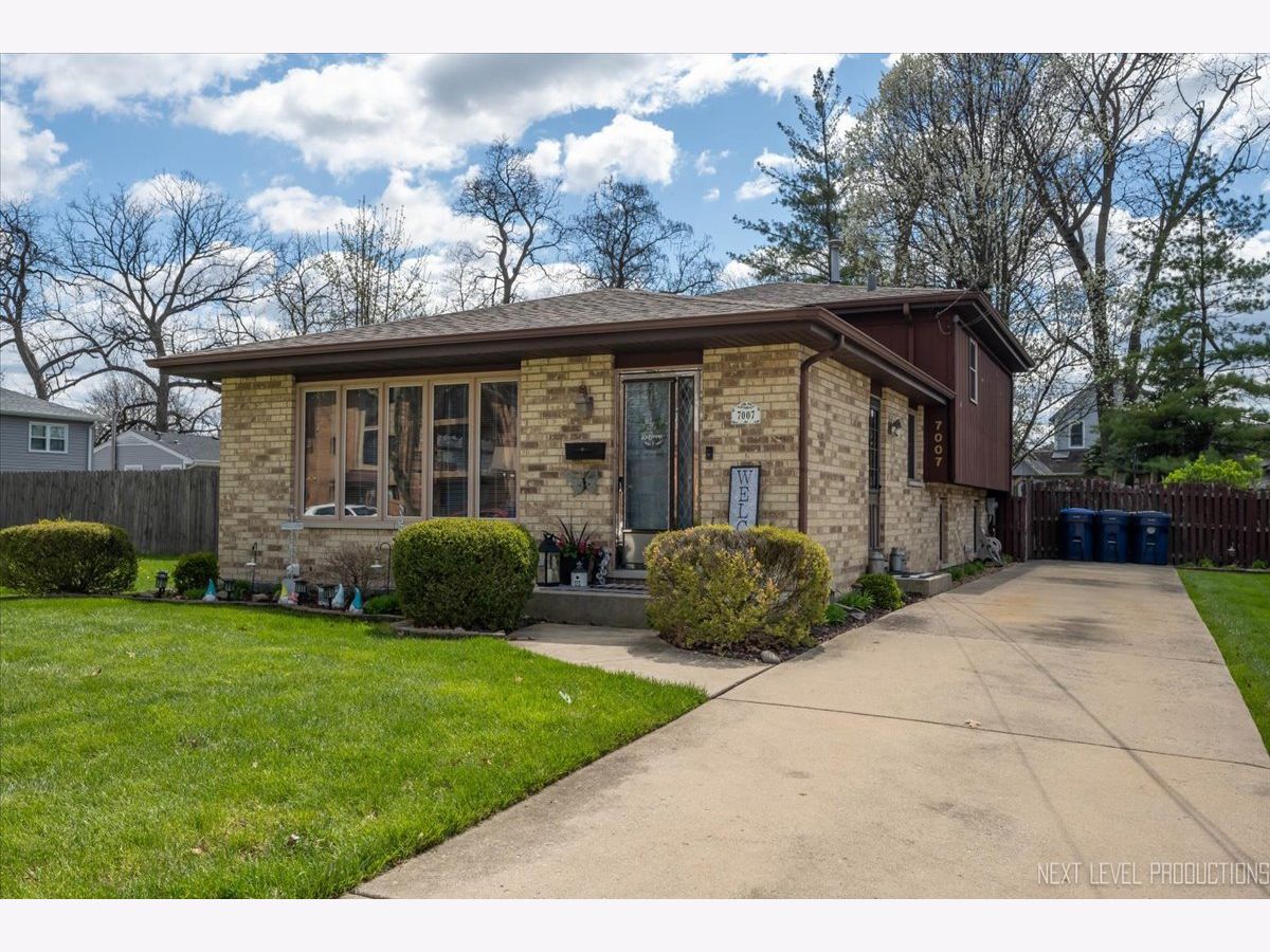  Sold Worth Illinois, 7007 110th