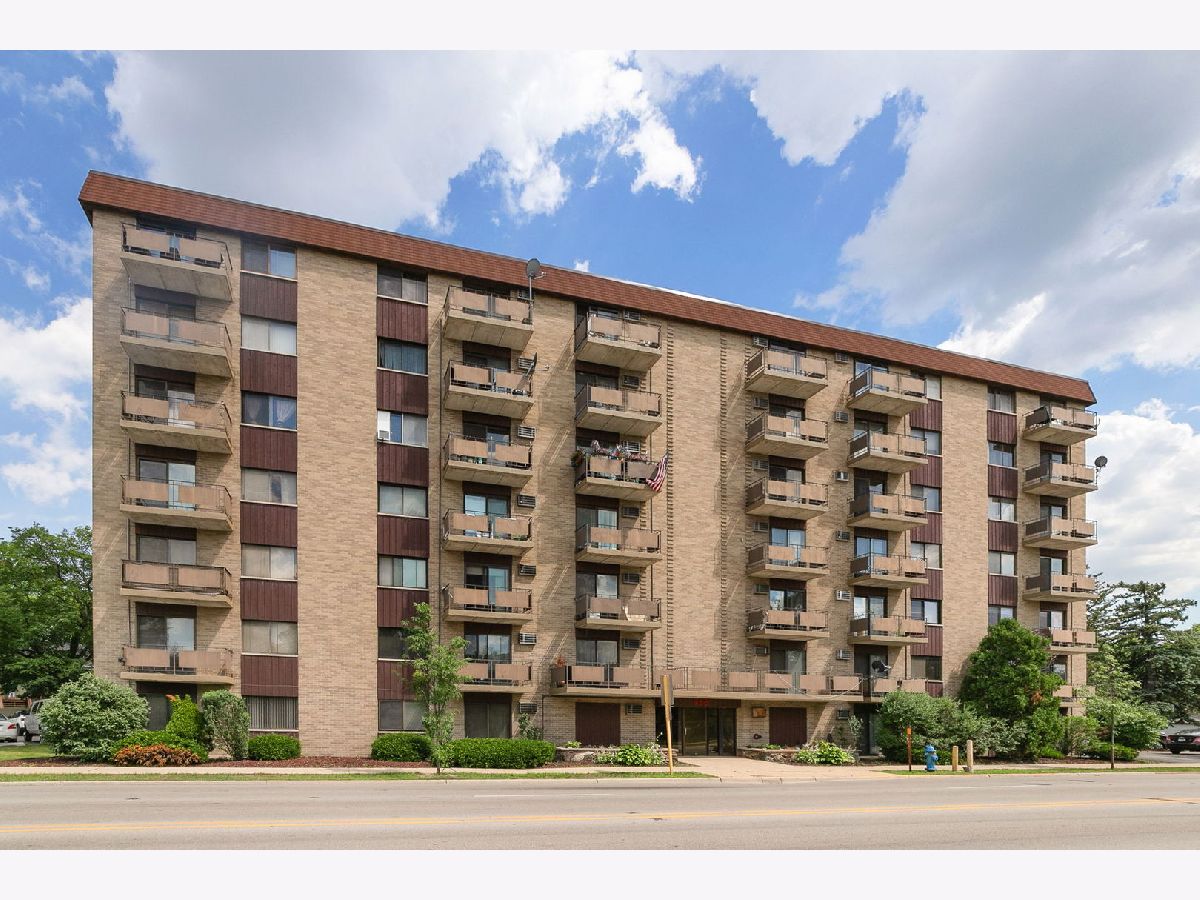  Sold Forest Park Illinois, 850 Des Plaines