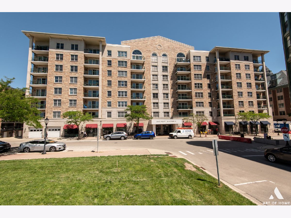  Rented Arlington Heights Illinois, 200 Campbell