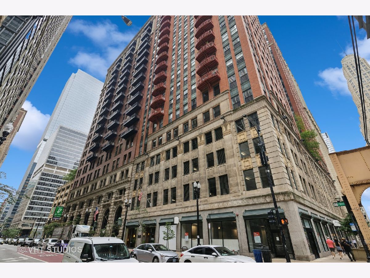  Sold Chicago Illinois, 212 Washington
