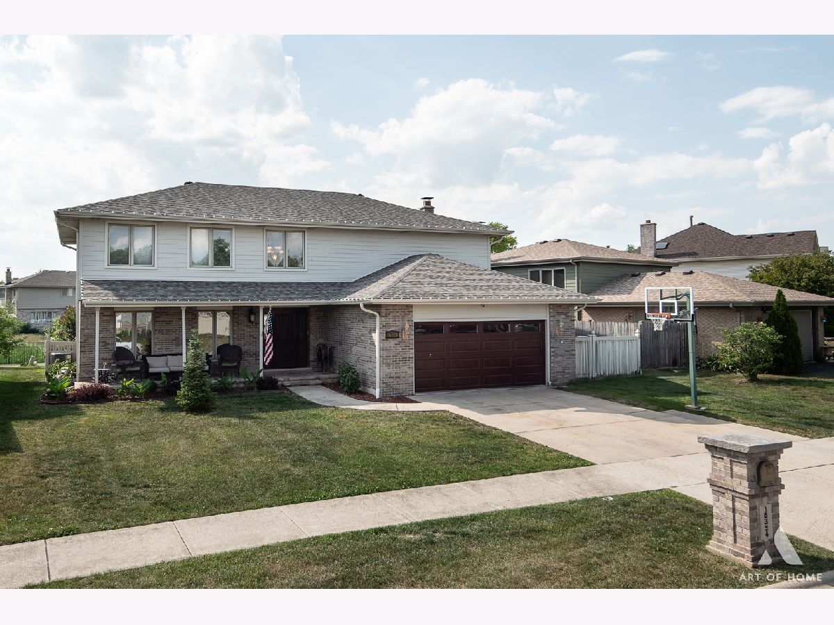  Sold Orland Hills Illinois, 16324 Pepperwood