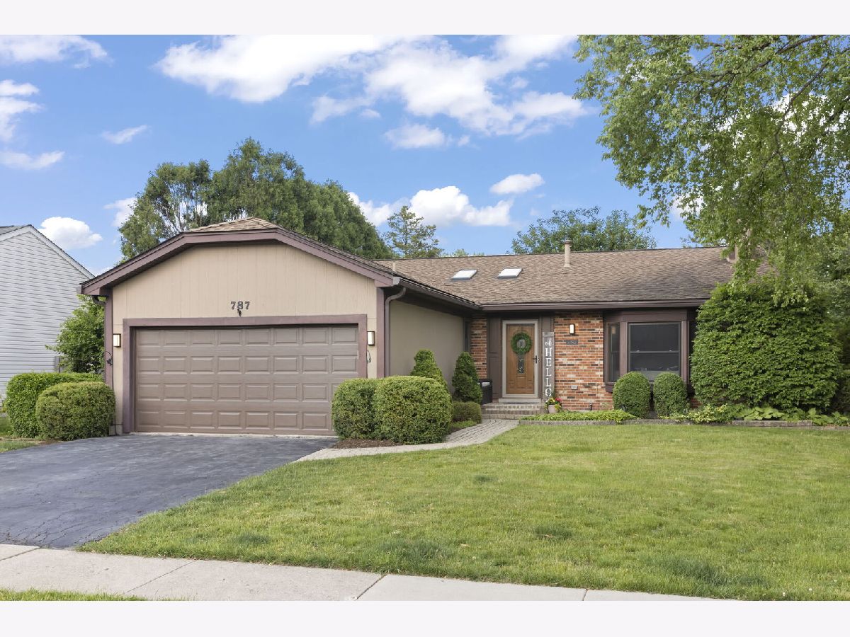 Homes Sold Windemere Elk Grove Village Illinois, 787 Bluejay