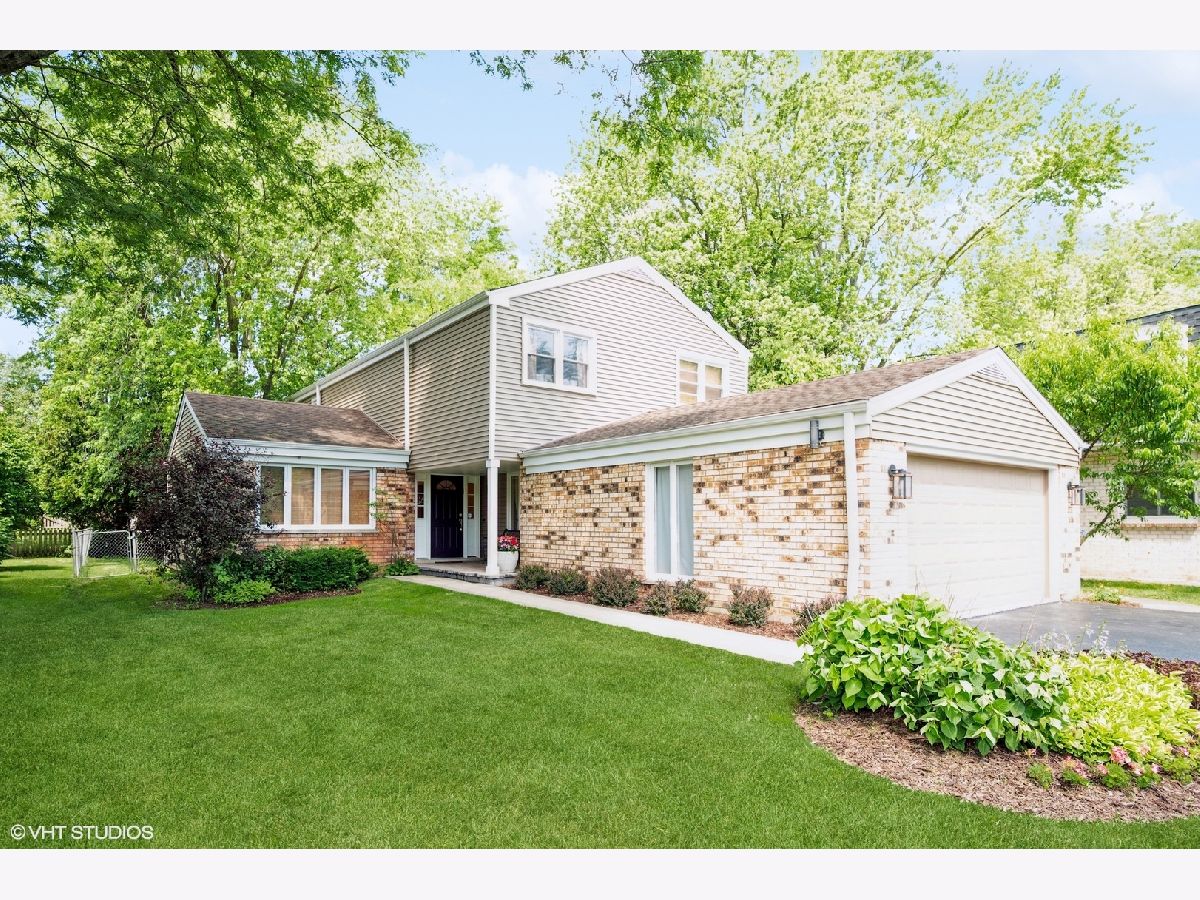 Homes For Sale Sherwood Forest Highland Park Illinois, 1812 Sherwood Road