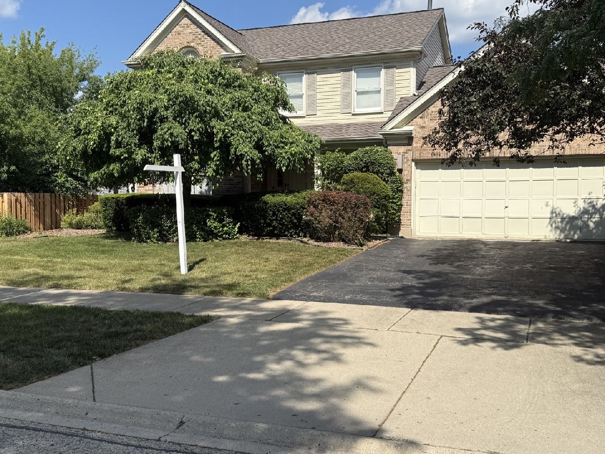 Homes & Townhomes & Condos Sold Old Farm Village Buffalo Grove Illinois, 213 Stanton