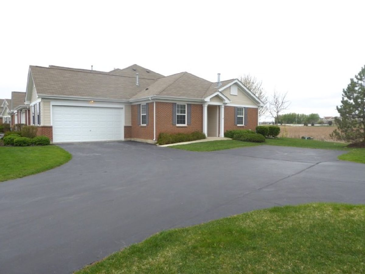  Rented Mchenry Illinois, 1045 Carrick