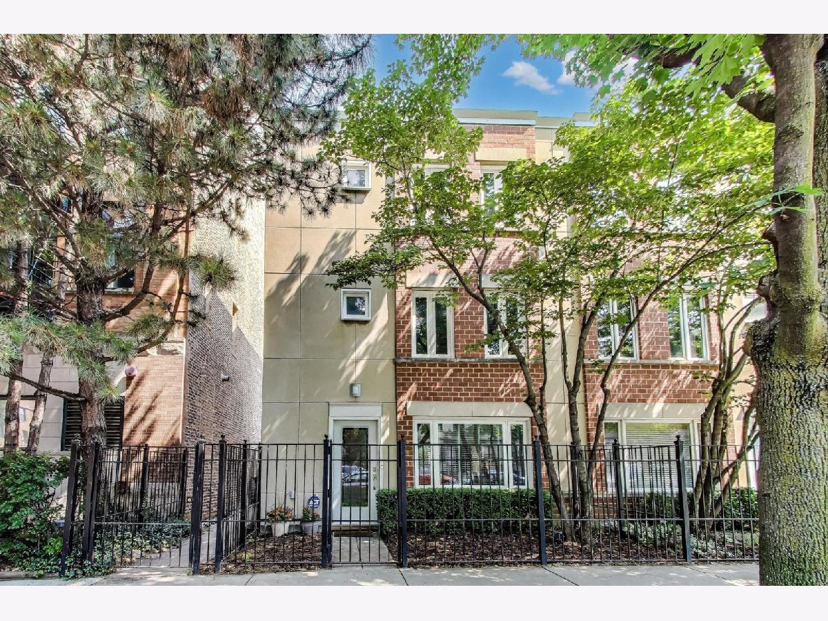  Sold Chicago Illinois, 3900 Fremont