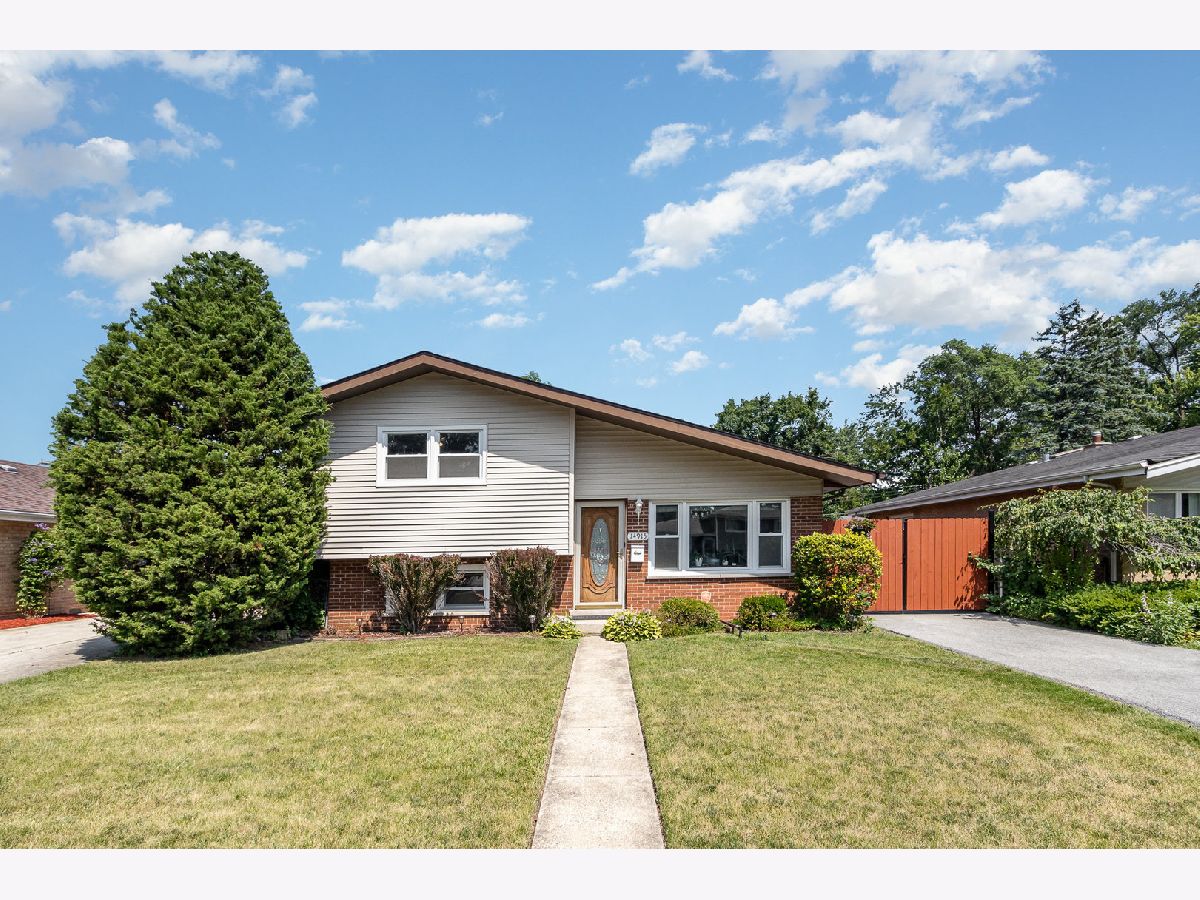  Sold Midlothian Illinois, 14915 Knox