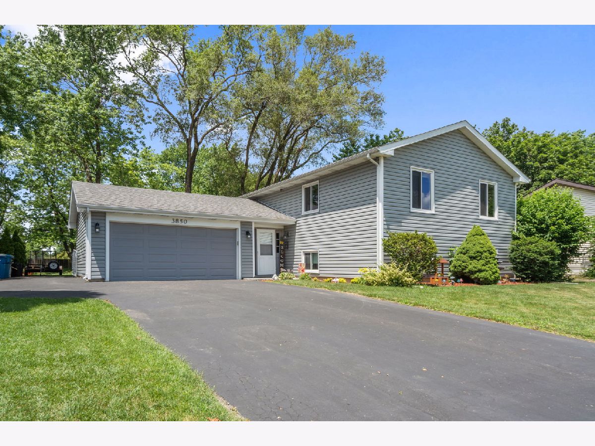 Homes & Condos & Townhomes Sold Arbors Hanover Park Illinois, 3850 Seaview
