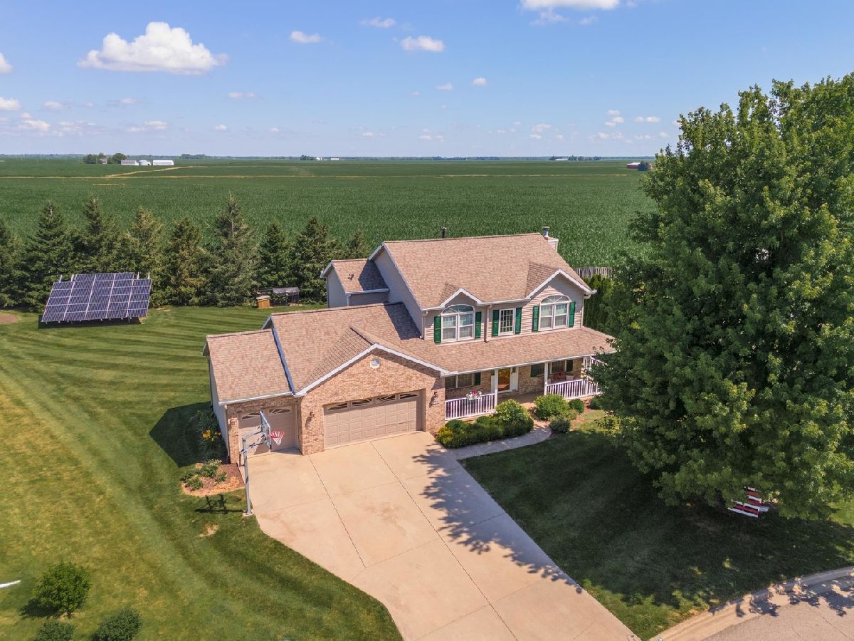  Sold Hudson Illinois, 708 Havens