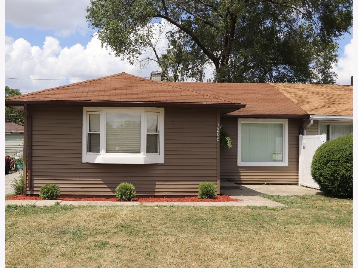  Sold Robbins Illinois, 3206 Lydia