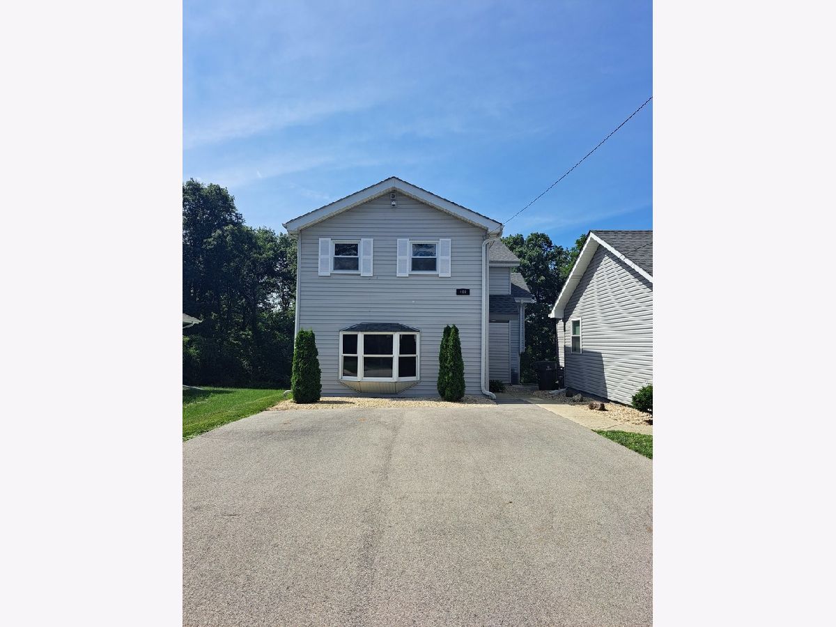  Rented Lockport Illinois, 409 Bluff