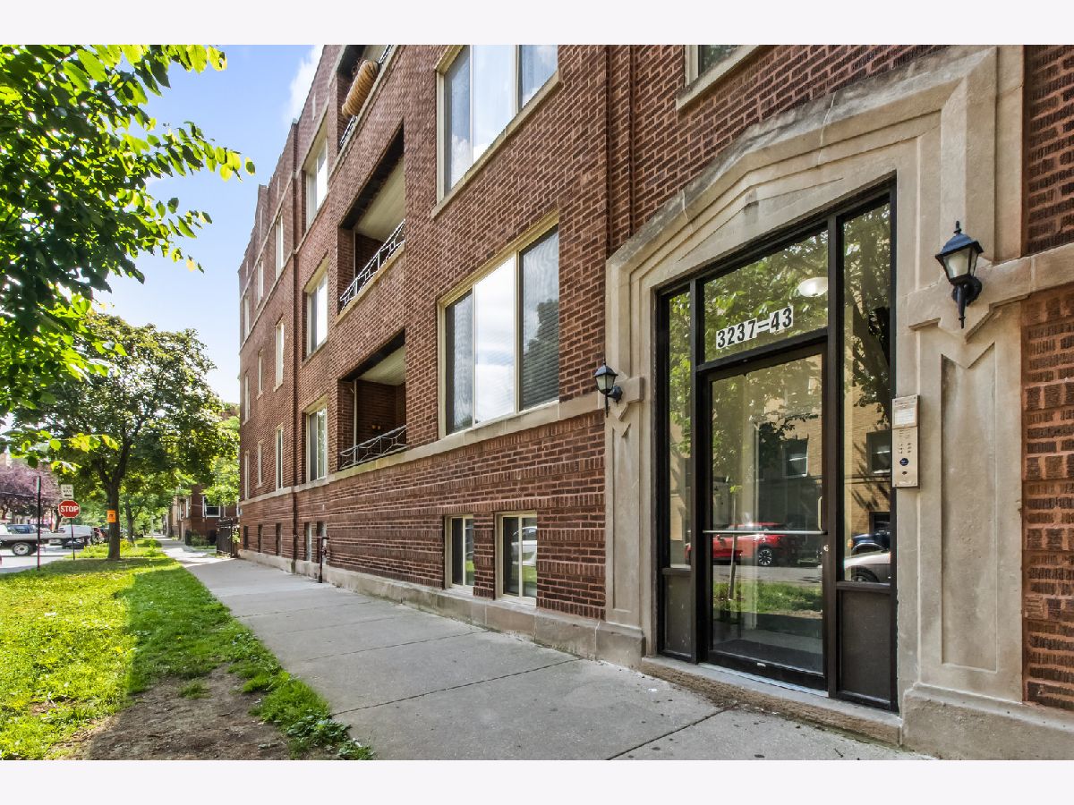  Sold Chicago Illinois, 3237 Sunnyside