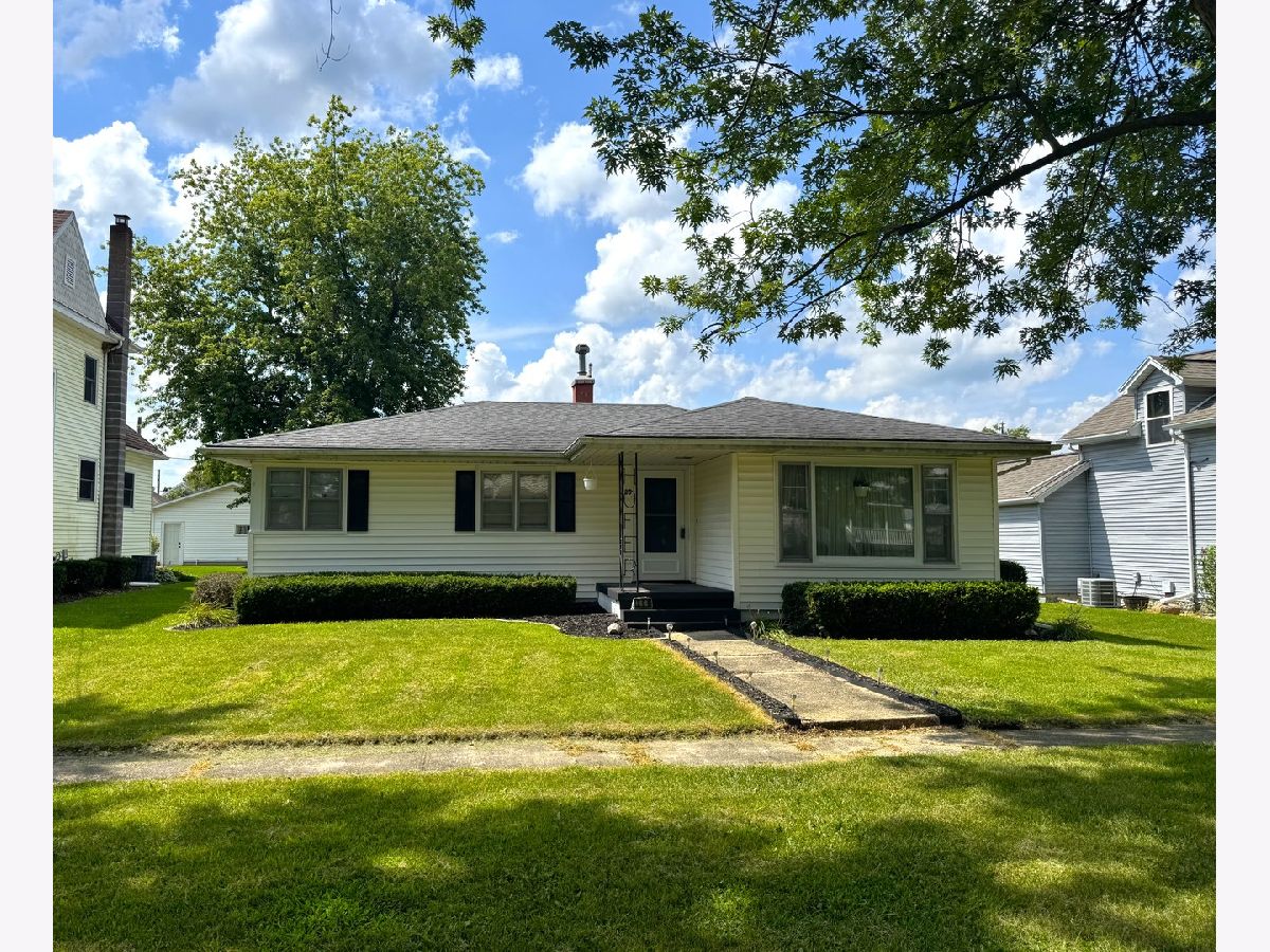  For Sale Buckley Illinois, 209 Oak Street