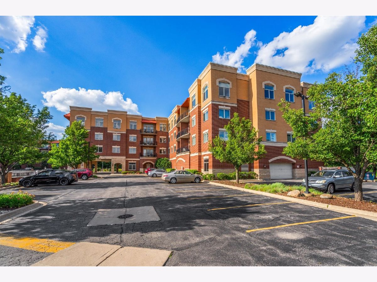 Condominiums Sold Venetian Pointe Addison Illinois, 1200 Foxdale