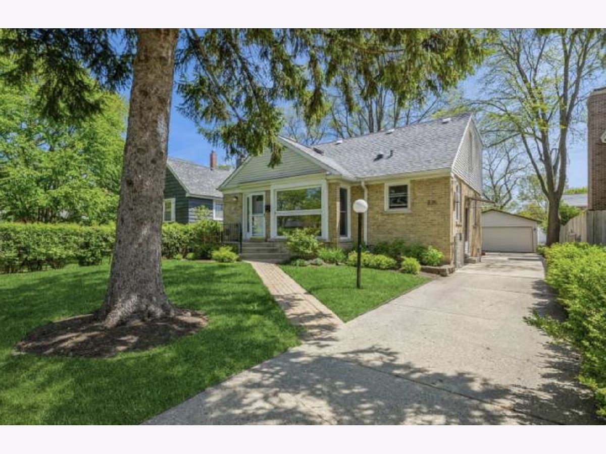  Rented Glenview Illinois, 235 Nordica