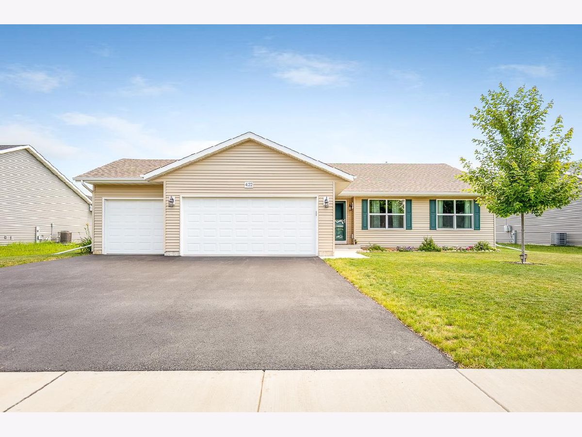 Sold Belvidere Illinois, 4122 Waters Edge