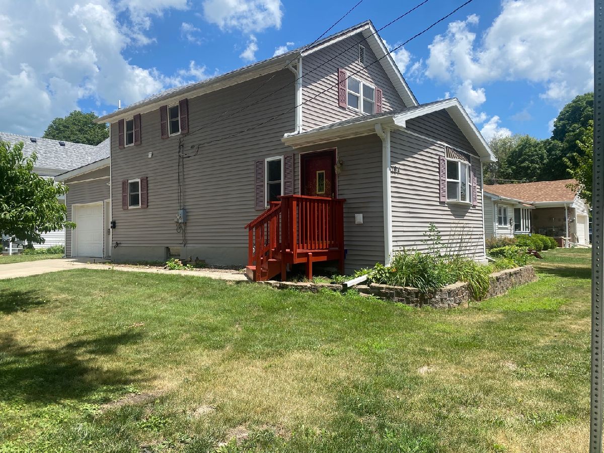  Sold Mendota Illinois, 704 Chicago