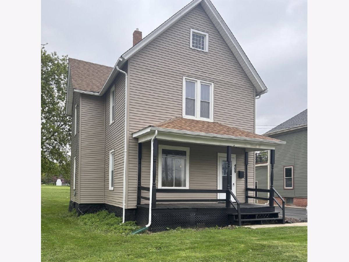  Sold Woodstock Illinois, 409 Washington