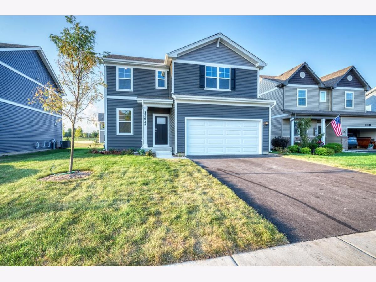 Homes & Townhomes Rented Playa Vista Plainfield Illinois, 13625 Sanibel