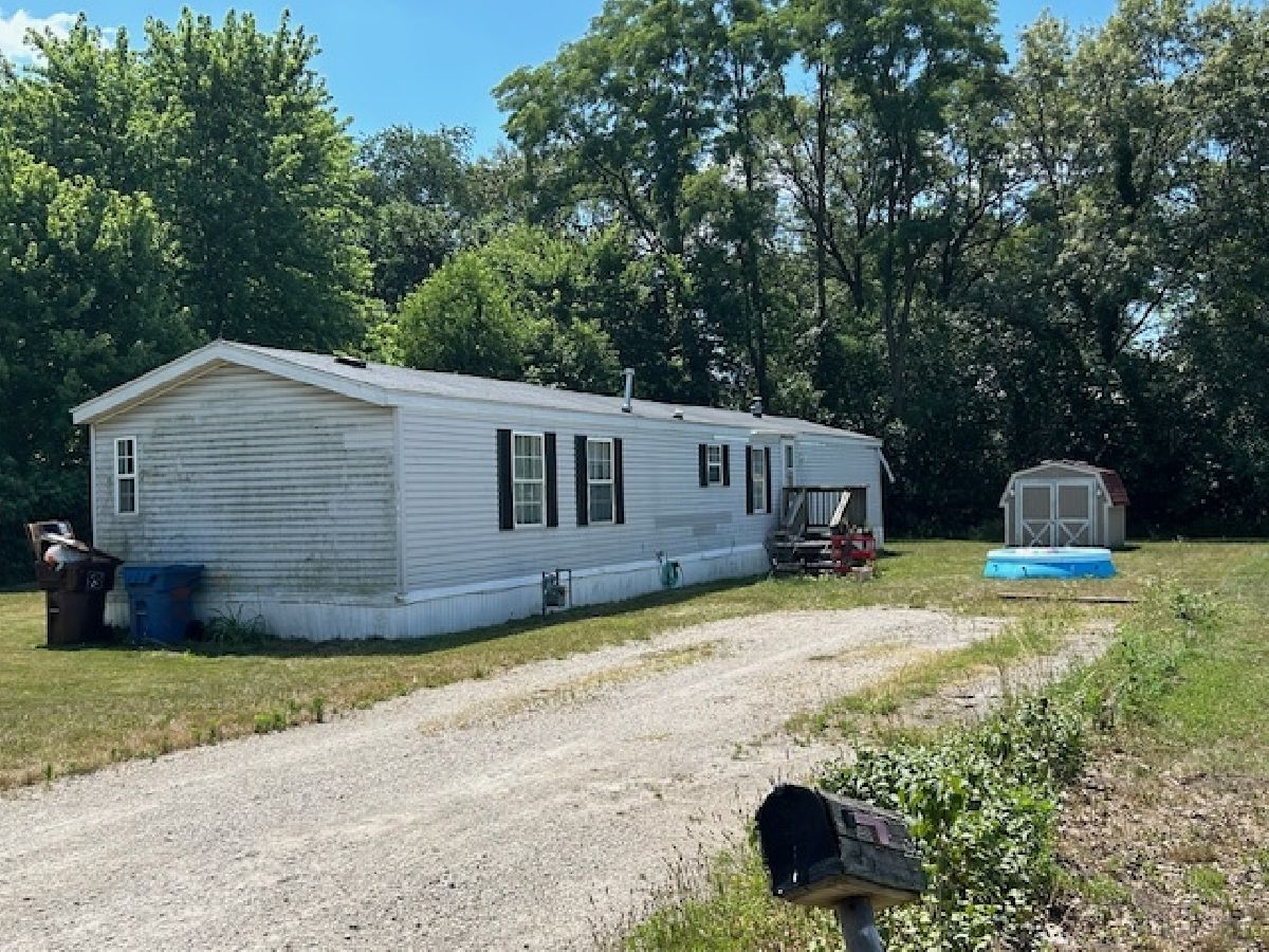  For Sale Godley Illinois, 745 Mary Lane