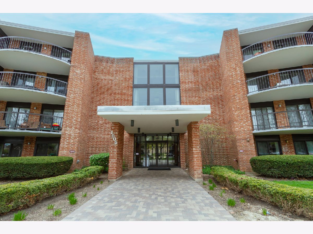 Condominiums Sold Dana Point Arlington Heights Illinois, 1505 Central