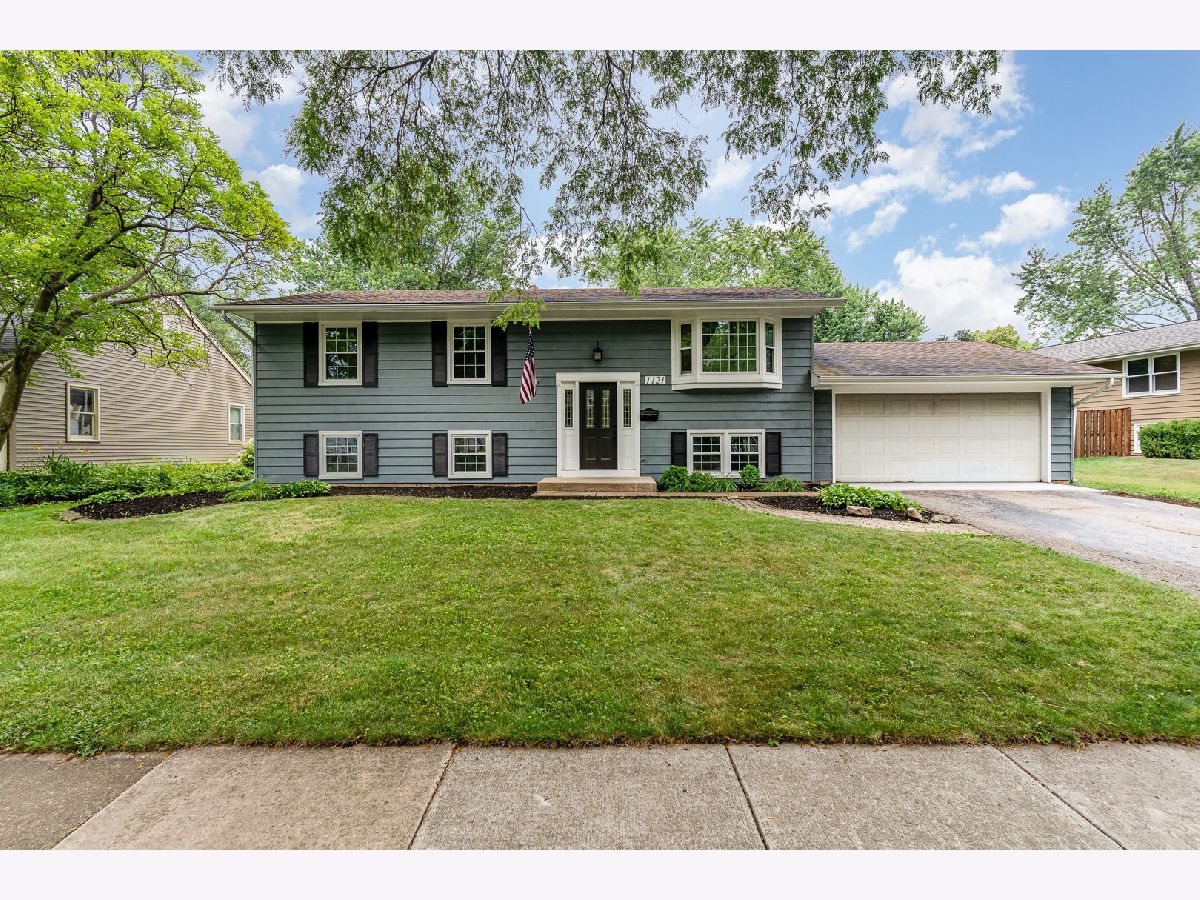  Sold St Charles Illinois, 1121 13th