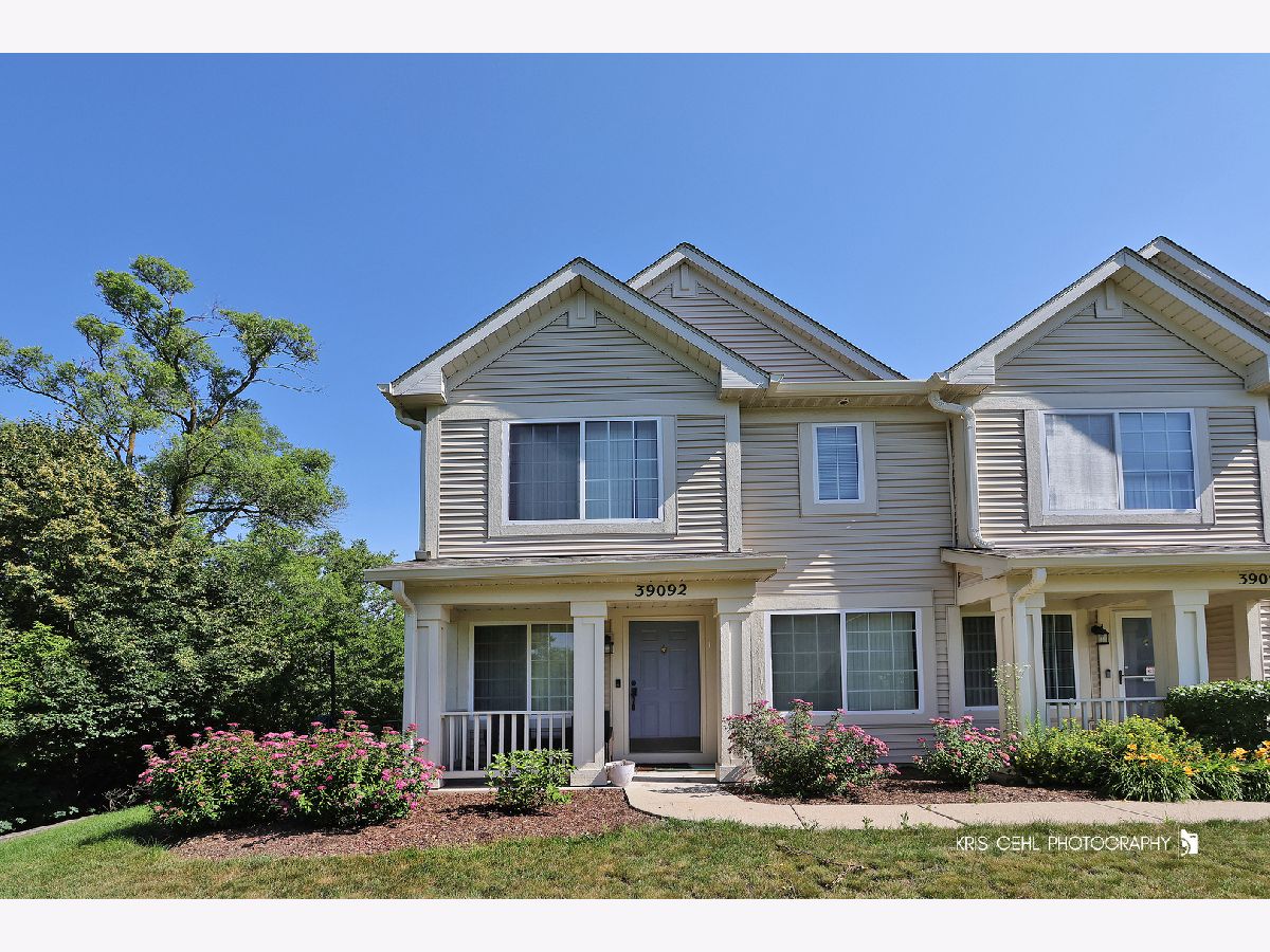  For Sale Beach Park Illinois, 39092 Welsh Lane