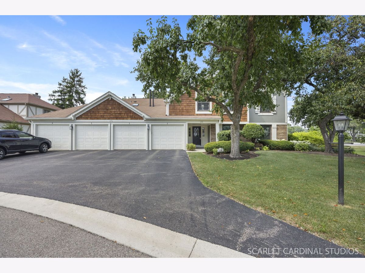  Sold Wheaton Illinois, 1675 Grosvenor