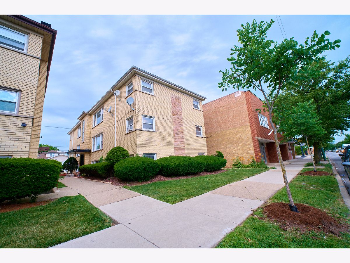  Sold Chicago Illinois, 4444 Central