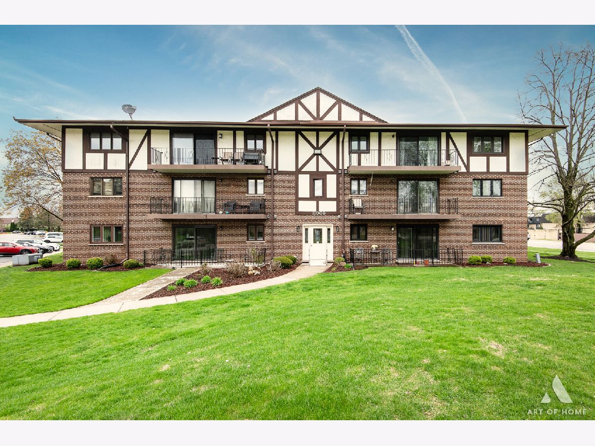  Sold Palos Hills Illinois, 11009 Theresa