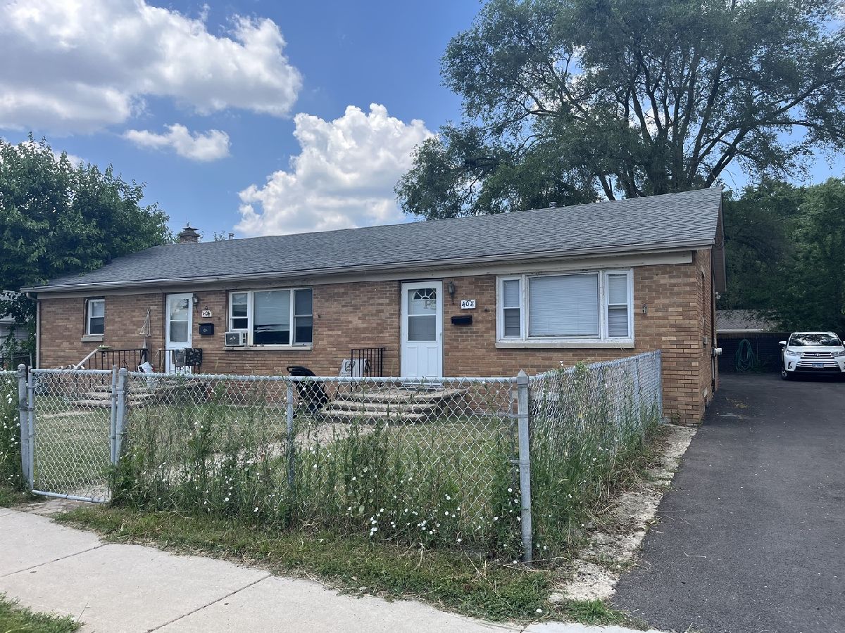  Sold Aurora Illinois, 404-408 Farnsworth