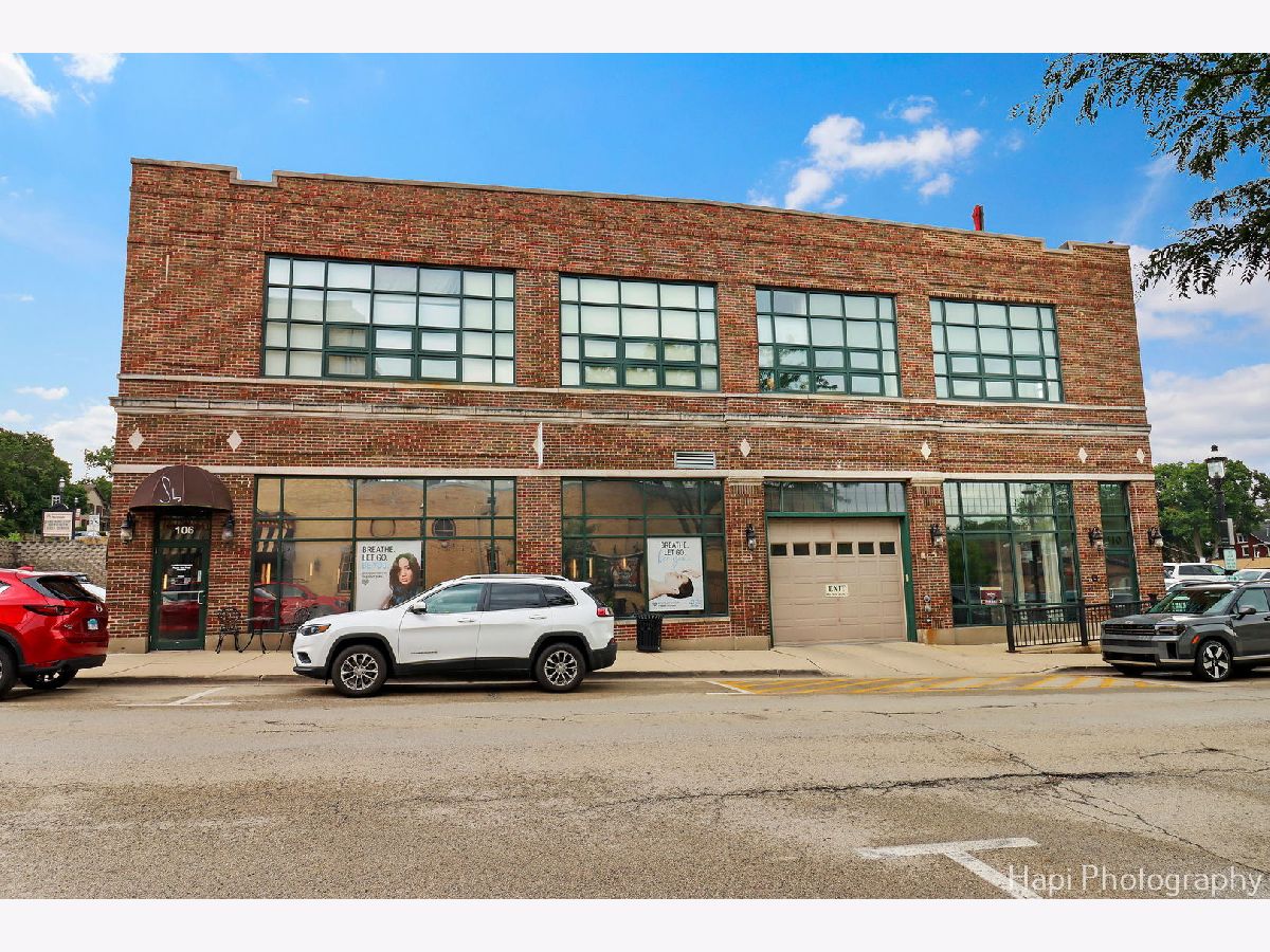  Sold West Dundee Illinois, 110 N 2nd