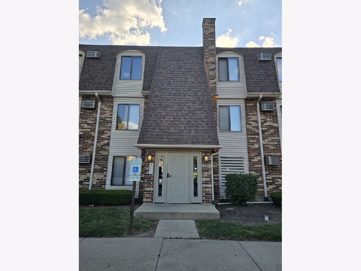  Rented Vernon Hills Illinois, 229 Court Of Shorewood
