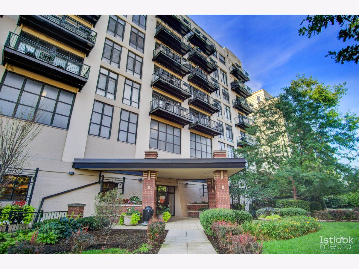 Sold Chicago Illinois, 1525 Sangamon