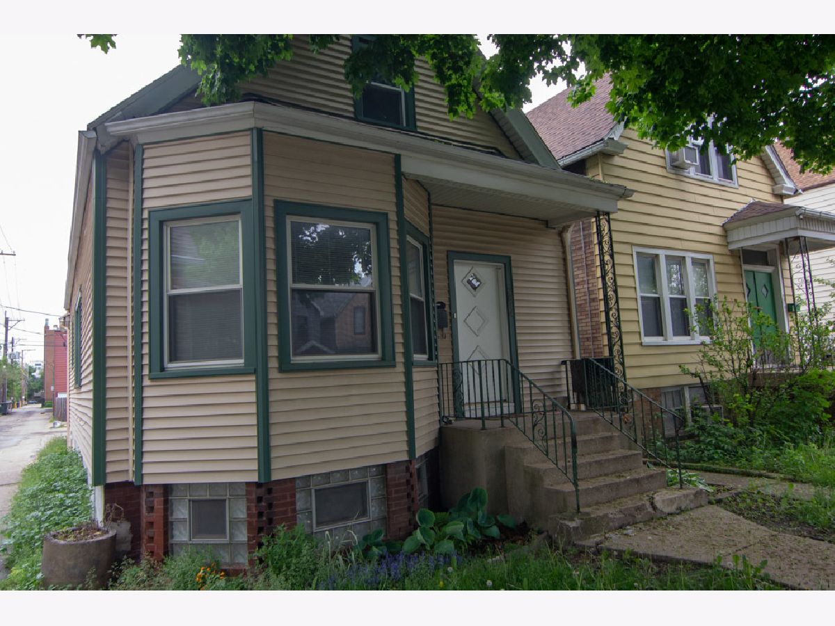  Rented Chicago Illinois, 2814 Maplewood