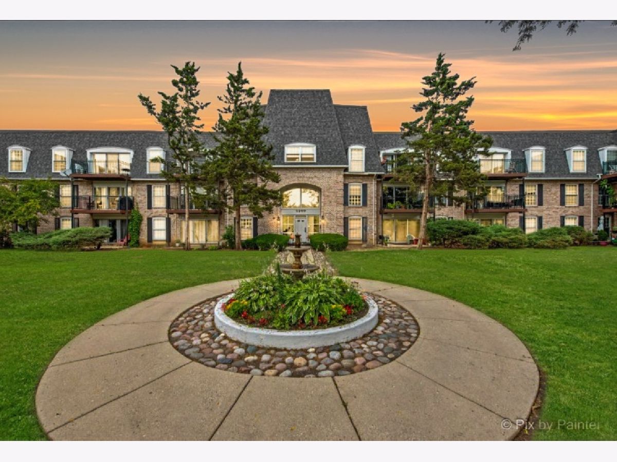  Sold Rolling Meadows Illinois, 5200 Carriageway