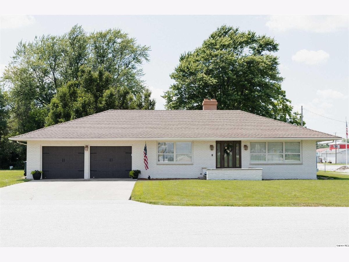  Sold Camp Point Illinois, 300 1st