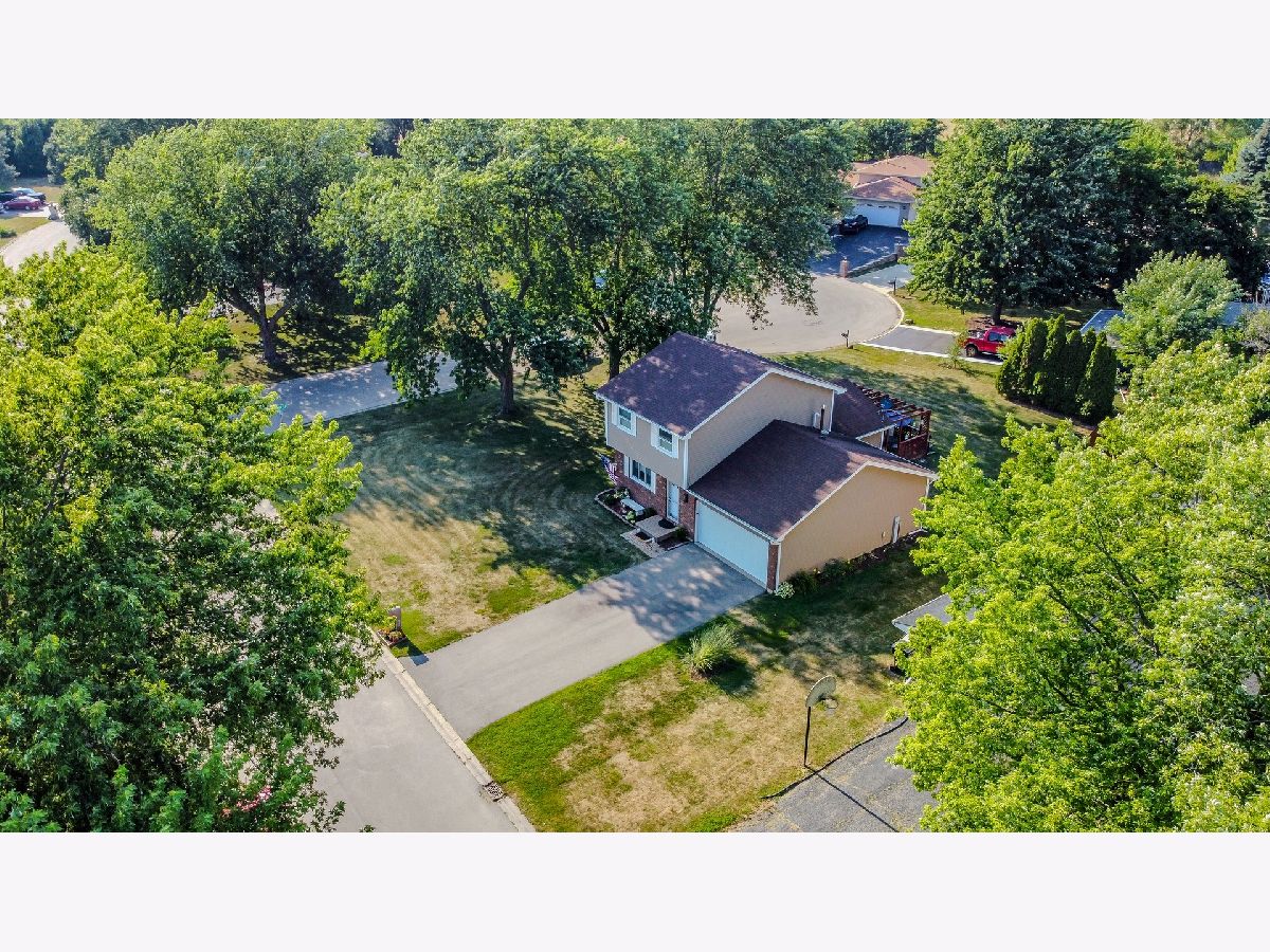 Homes Sold Shore Heights Oswego Illinois, 180 Dolores